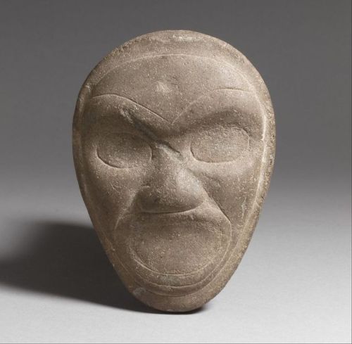 Taíno stone head (13th – 15th century,Puerto Rico).This work is known as a guaíza, a category of obj