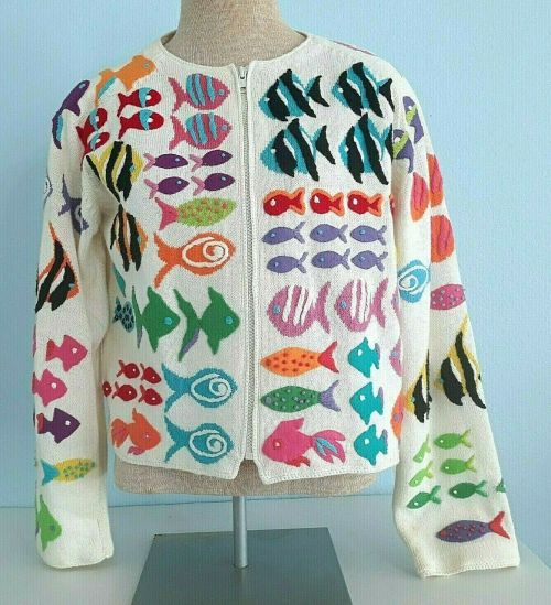 littlethingsmart: (source) Item: Jacket of Many Fishes; as the Robe of Useful Items but instead of U