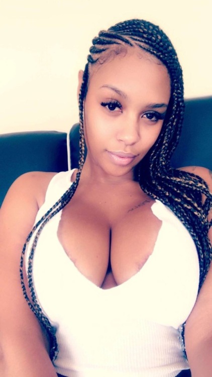 …look at her. She’s gaw'jus