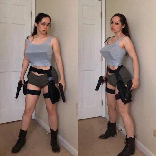 catchymemes:Accurate Original Tomb Raider Cosplay@urazsuckza