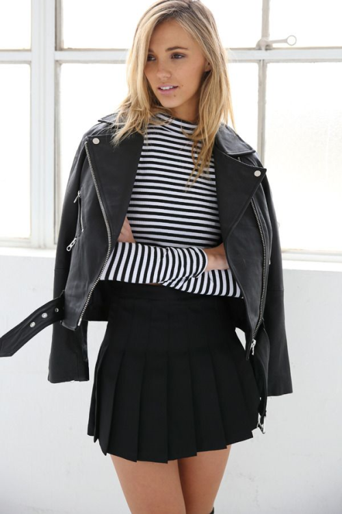 A Lovely Tennis Skirt Worn With A Gorgeous Stripey Top, Leather Jacket And Thigh Length Boots (you Can
