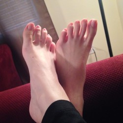 ohmandy56:  #barefoot #frenchpedicure #feet #footfetish