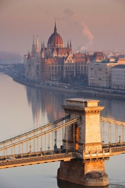 exquisite-planet:  Budapest, Hungary 