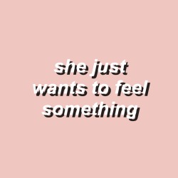 metaphorwaters:she lays down | the 1975