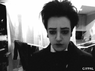 ego-x:  ego-x:  Since I lately got a message that I’d make a great Viktor from