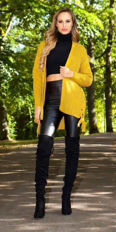 Elegante Damen Strickjacke Cardigan mit SchnürungenErhältlich in 5 Farbenwww.divas-club.de