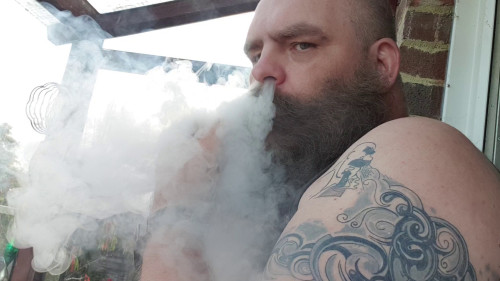 daddiesboy065: redswop66: smokeybruiser: Hazy regards FUCK ENJOY A HOT PIPE SMOKE SWOP GRRRRR WOOOOO