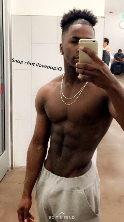 ratedrgang:  Real Nigga real bitches are into me
