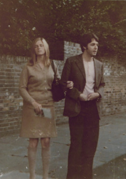 maccasmccartney:  Paul &amp; Linda McCartney out and about in London. 