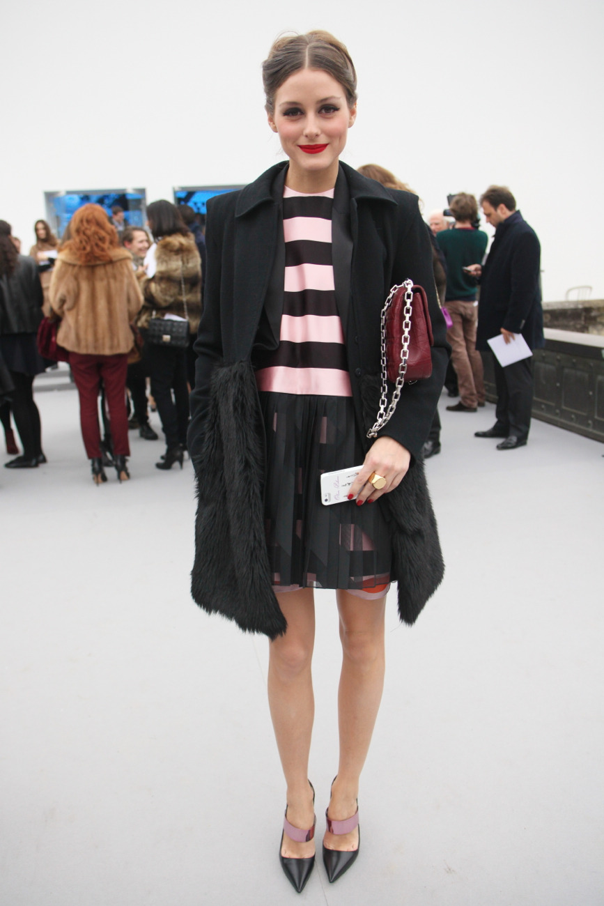 wgsn:
“Did you see @TheRealOliviaP at #PFW? Here she is looking simply chic #StreetStyle
WGSN Street Shot, Paris Fashion Week
”
Heart