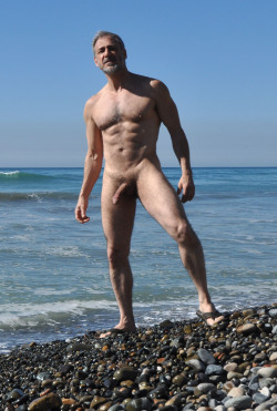 realguyla:  David Pevsner: “The Beach - Part 1 - The Rocks”    Photos by YogaBear Studiohttp://yogabearsd.tumblr.comhttp://www.yogabearstudio.comMore at http://realguyla.tumblr.com/ 