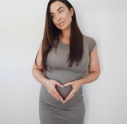 Very Sexy And Round!