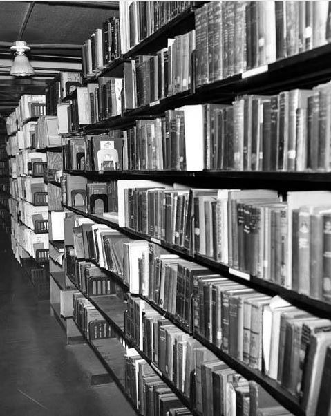 Old stacks area in Suzzallo Library before renovation, University of Washington, 1959