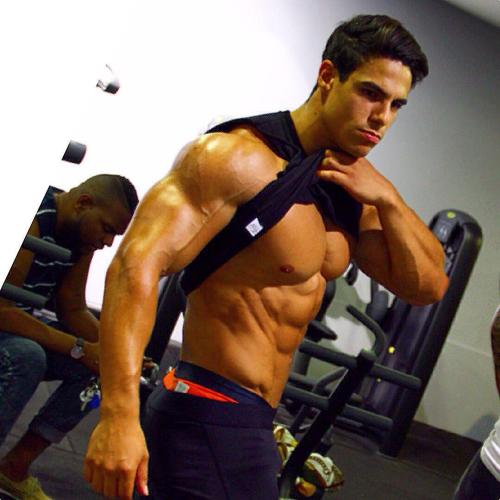 lumbrjax:  Instagram user @loic_zine_official http://ift.tt/1JqIJHO 