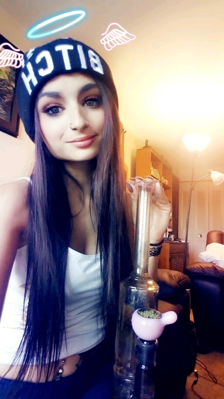 indica-illusions:feeling this new snapchat filter 😌