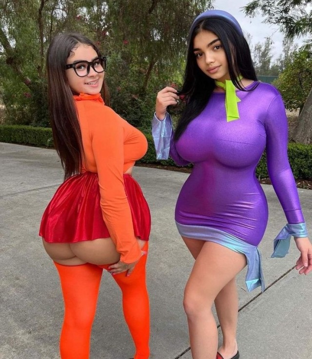 Velma And Daphnie 2024