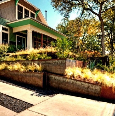 Mulch Front Yard