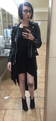 gypsyrose27:  Teen witch. And I believe I captured a man entering the women’s restroom.