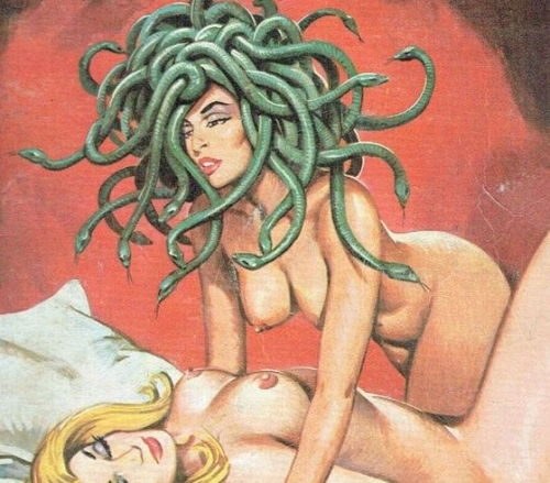 YOUNG MEDUSA 🐍💚