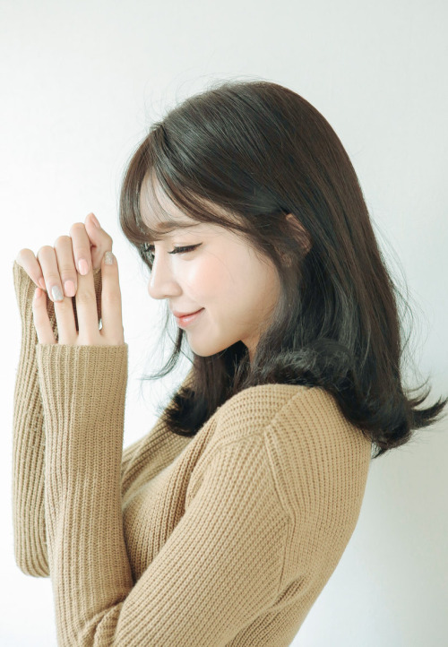 idoljp:  [PR]わたし、真面目そうに見えるでしょっ！でもホントはハメ狂いで、毎日SEXしないとオカシクなっちゃうんです…。 大島美緒