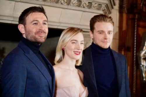 Jack Lowden, Saoirse Ronan and James McArdle at the Mary Queen Of Scots Edinburgh premiere, 14/01