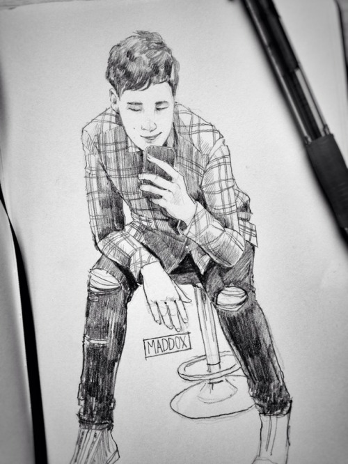 maddox-rider:Mr.Howell being fine af ✨ @danisnotonfire