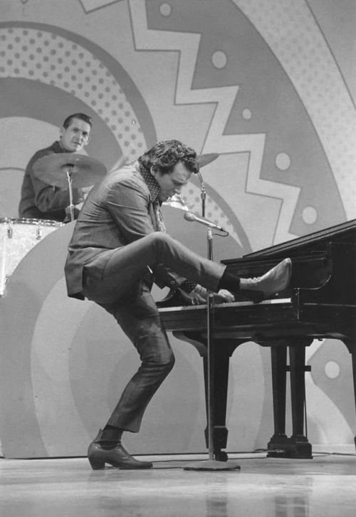 my-retro-vintage:Jerry Lee Lewis   “Ed Sullivan Show”   1969