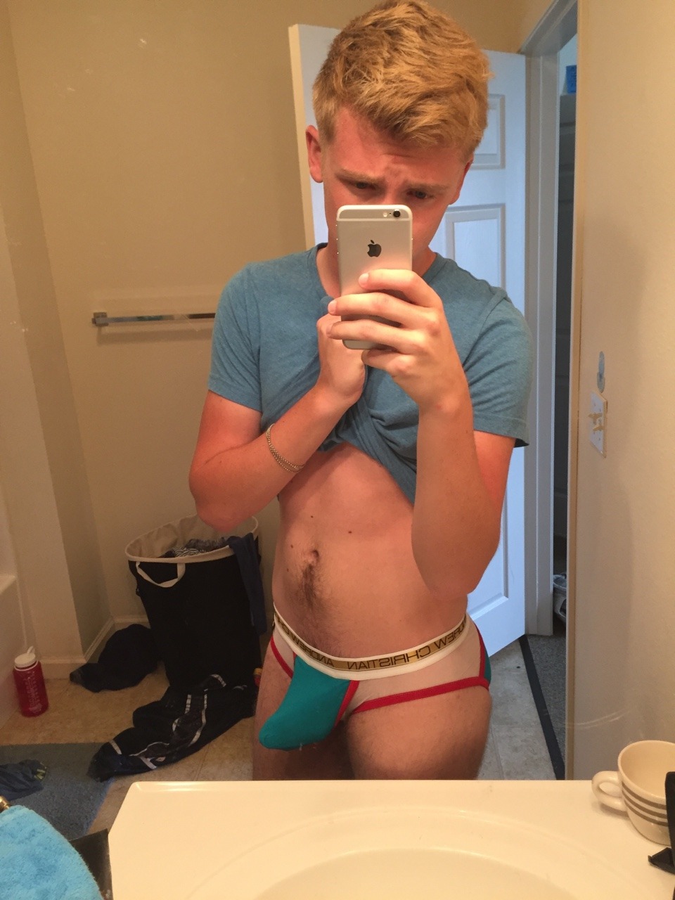 onceazombie:  Yeah. So I got new underwear today. 😎 