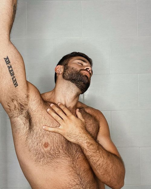 HAIRY INC. | hairyinc.tumblr.com | @hairyinc | Twitter | twitter.com/hairyinc