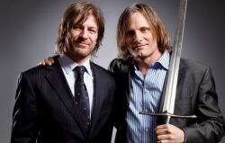 Just two hunks hangin’ out (Sean Bean and