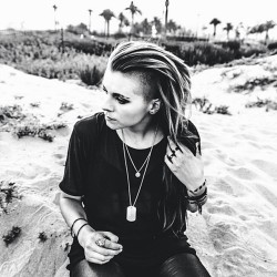 britrokstarr:  lynn gunn though. 🔥❤