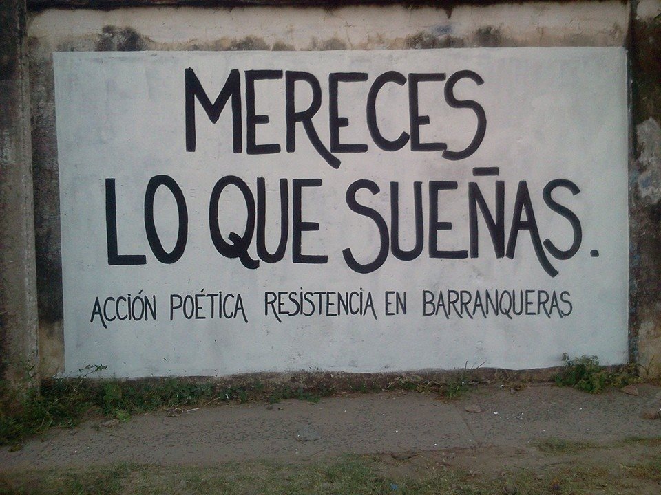 accionpoeticafotos:  Acción poética Resistencia 