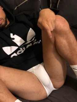 briannieh:  getting ready for bed 💤 onlyfans.com/briannieh
