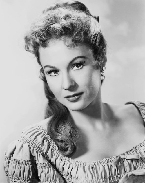 fitesorko:Virginia Mayo