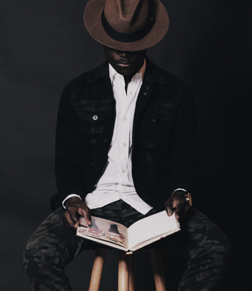 quazimottoonwax:  Dapper Lou for HypeBeast Shot by J. Quazi King http://quazimottoonwax.tumblr.com/ Instagram = @Quazimottoonwx 