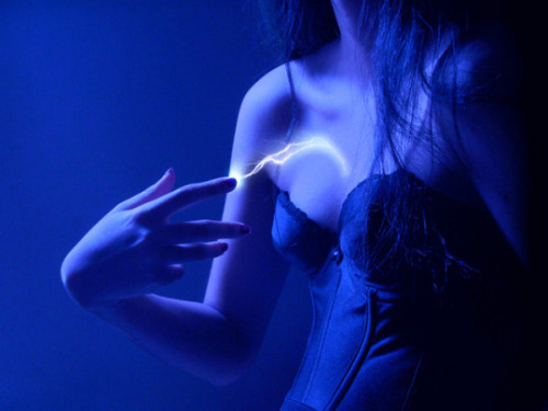 sift:    by Domina Lunae  