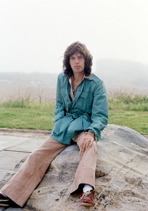 shelickedthebeater: its-so-fucking-izzy: twixnmix: Mick Jagger photographed by Ken Regan for People 