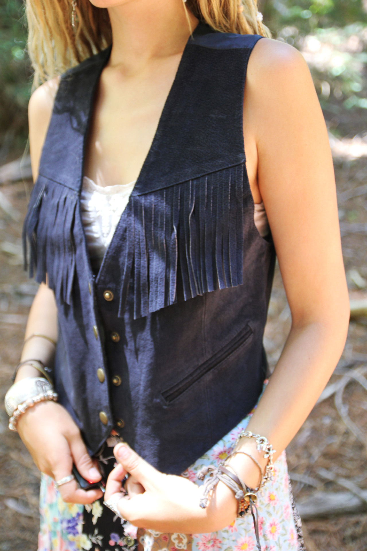 dayzea:  Just up on my shop ~ Adorable vintage items! Check it out here loves :)
