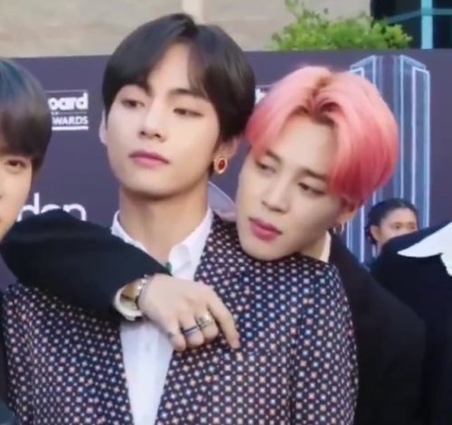 No Pierde La Costumbre De Apoyarse En Tae 