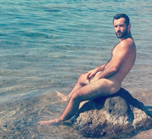 https://male-dreams-blog.tumblr.com/post/118597541460