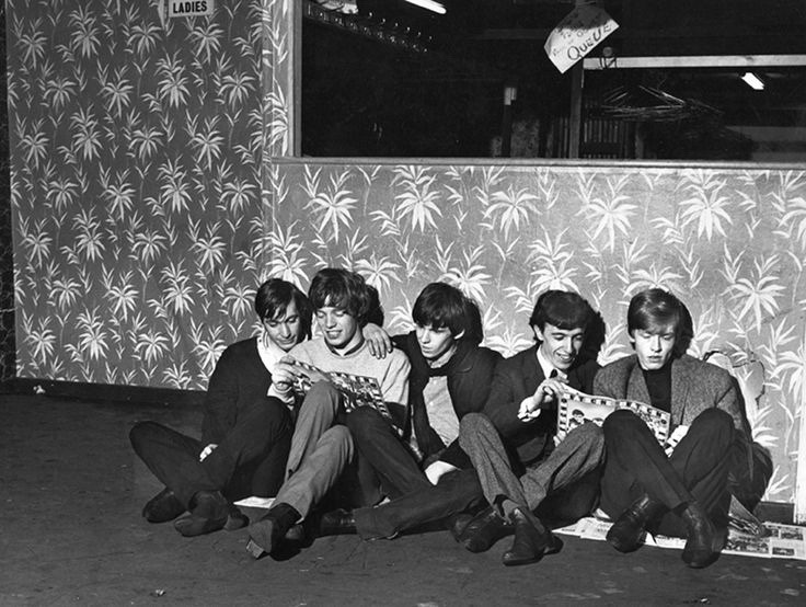 goo-goo-gjoob-goo-goo: The Rolling Stones, 1963.  Photo by Dezo Hoffman 