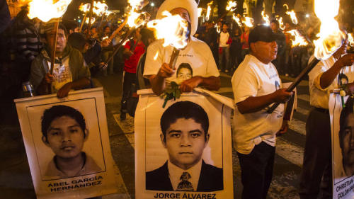 thefatgawd:chicagotribune:Americans ignore the mass murder of students that is roiling MexicoThe vio