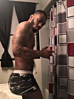 badboykash2:  Wash my back 🤓