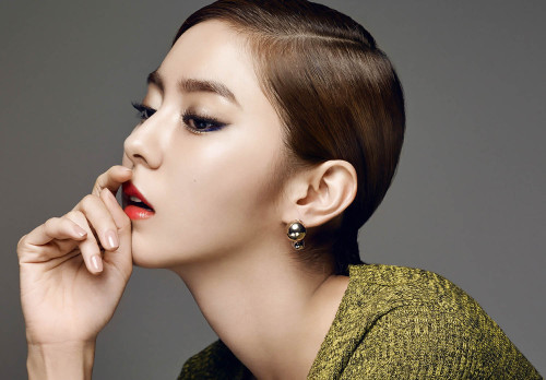 kpophqpictures:  [MAGAZINE] After School Uee – Elle Magazine August Issue ‘15 1500x1044