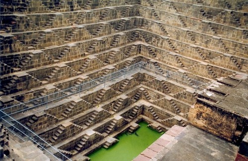historyandmythology:Chand Baori located in India, was built during the 8th and 9th centuries and has