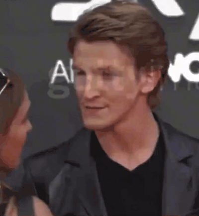 THIS GIF. THATS IT. THIS IS THE POST.