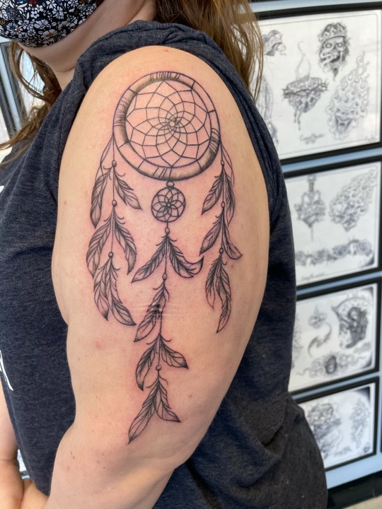 submitted by https://pleasecome-home.tumblr.comWanna see your tattoo here? Submit! ✨ dreamcatcher;outline
