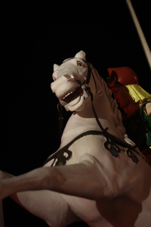 Very scary horse, Brighton