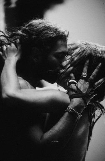 wicked-naughty-diva:  A man’s kiss is his signature.  ~ Mae West 
