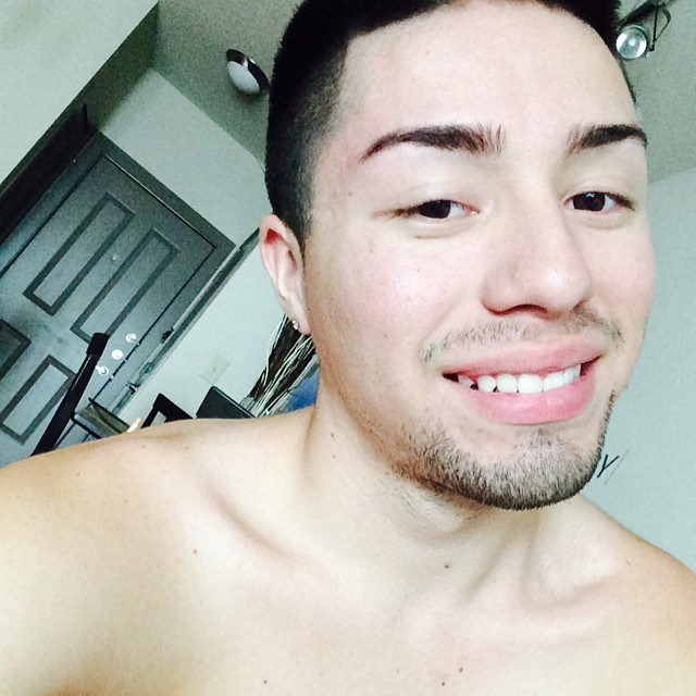 itsjustray:  😁 #nofilter #home #bored #saveme (at Casa De Bustillos)